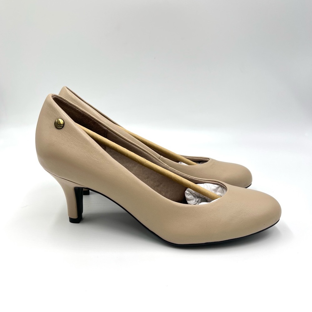 LifeStride Womens Size 6.5 Parigi Taupe Beige Nude Vegan Faux‎ Leather Low Heels